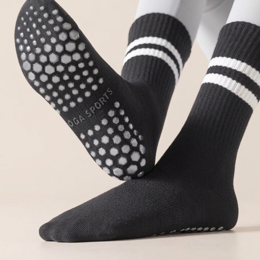 ZÖA Studio Grip Socks™
