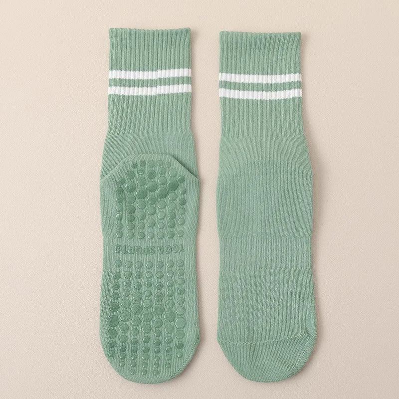 ZÖA Studio Grip Socks™